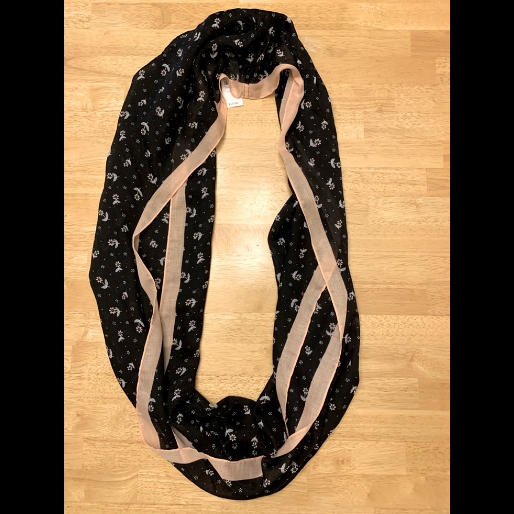 NWT LOFT Floral Infinity scarf